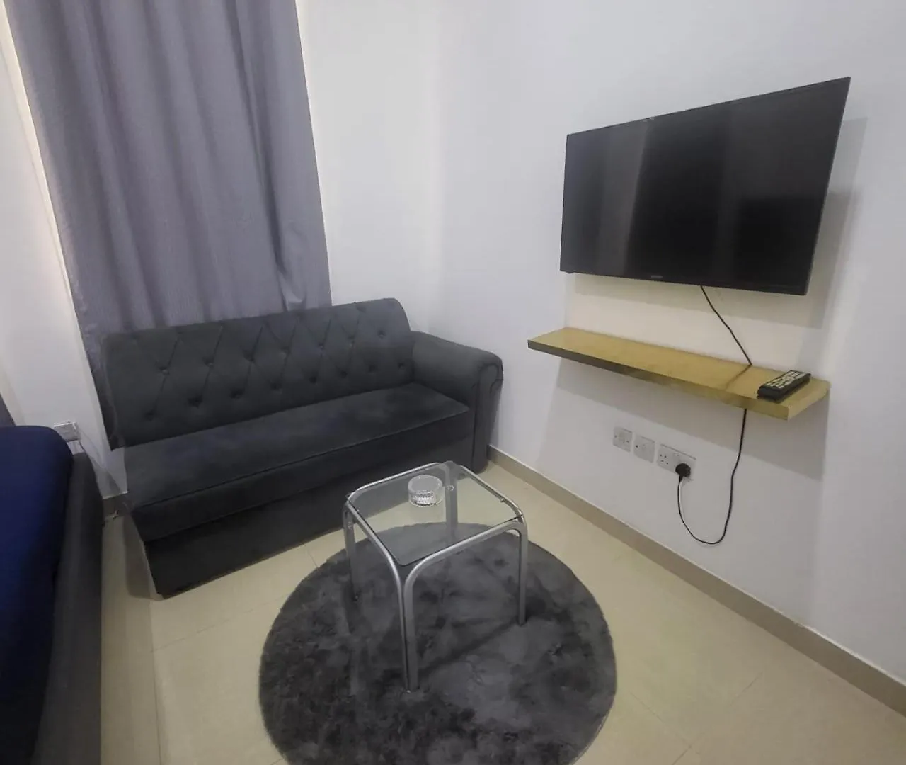 Vashi Full Studio Apartment Абу-Даби