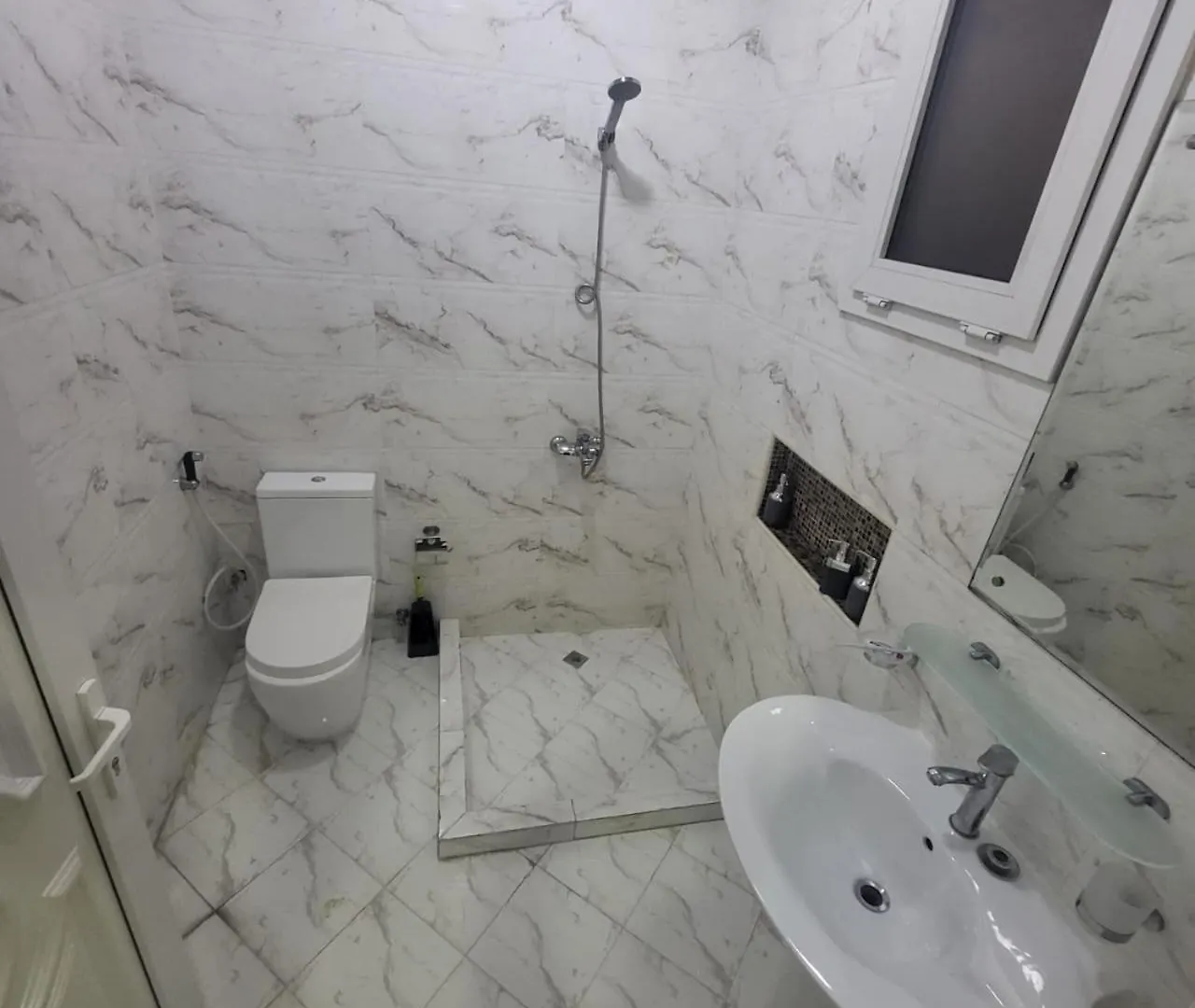 Vashi Full Studio Apartment Абу-Даби